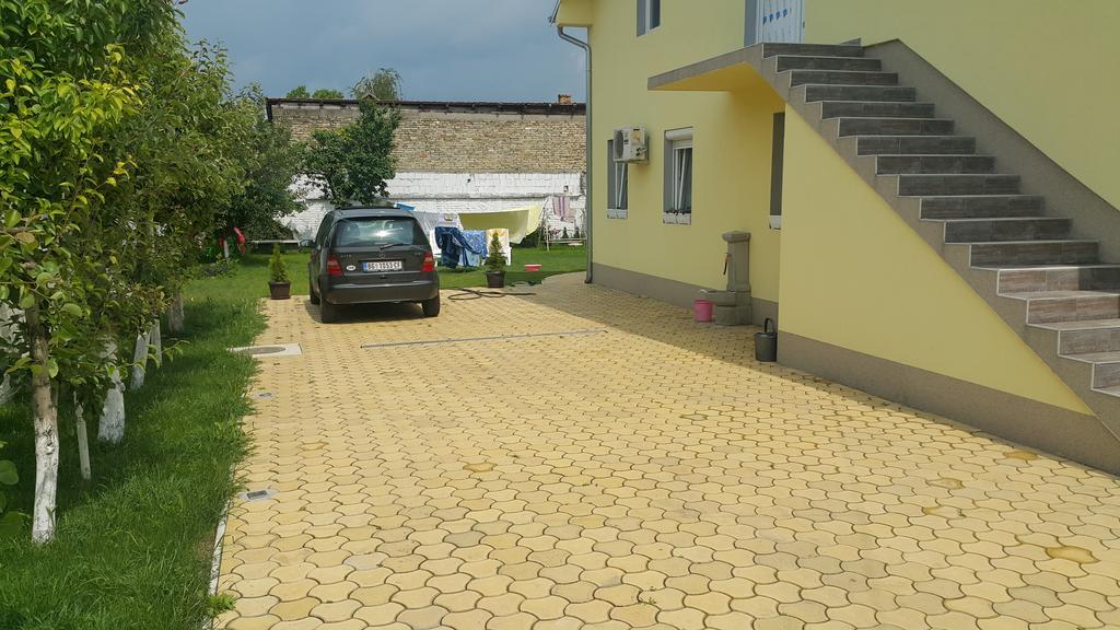 Zen Apartmani Novi Sad Luaran gambar